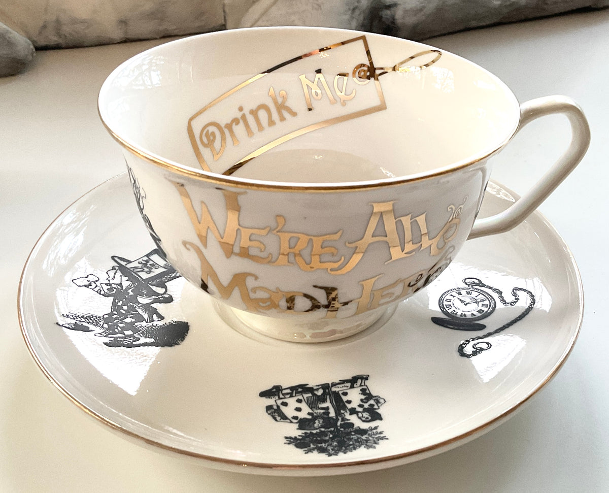 Large capacity Alice in Wonderland cup and saucer Set, porcelain, 14 o ...