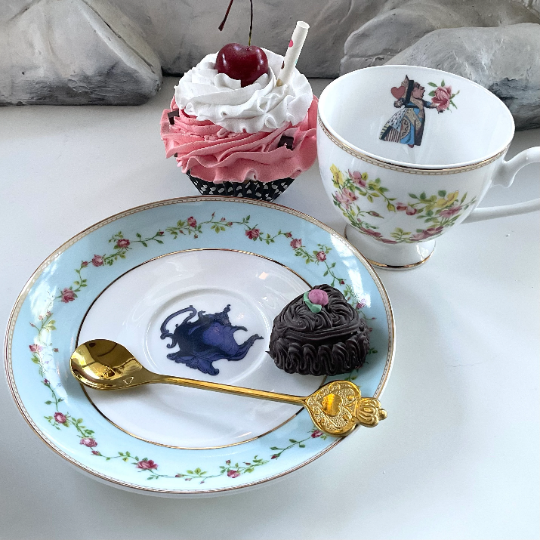 Wonderland Teacup + Saucer – abc carpet & home