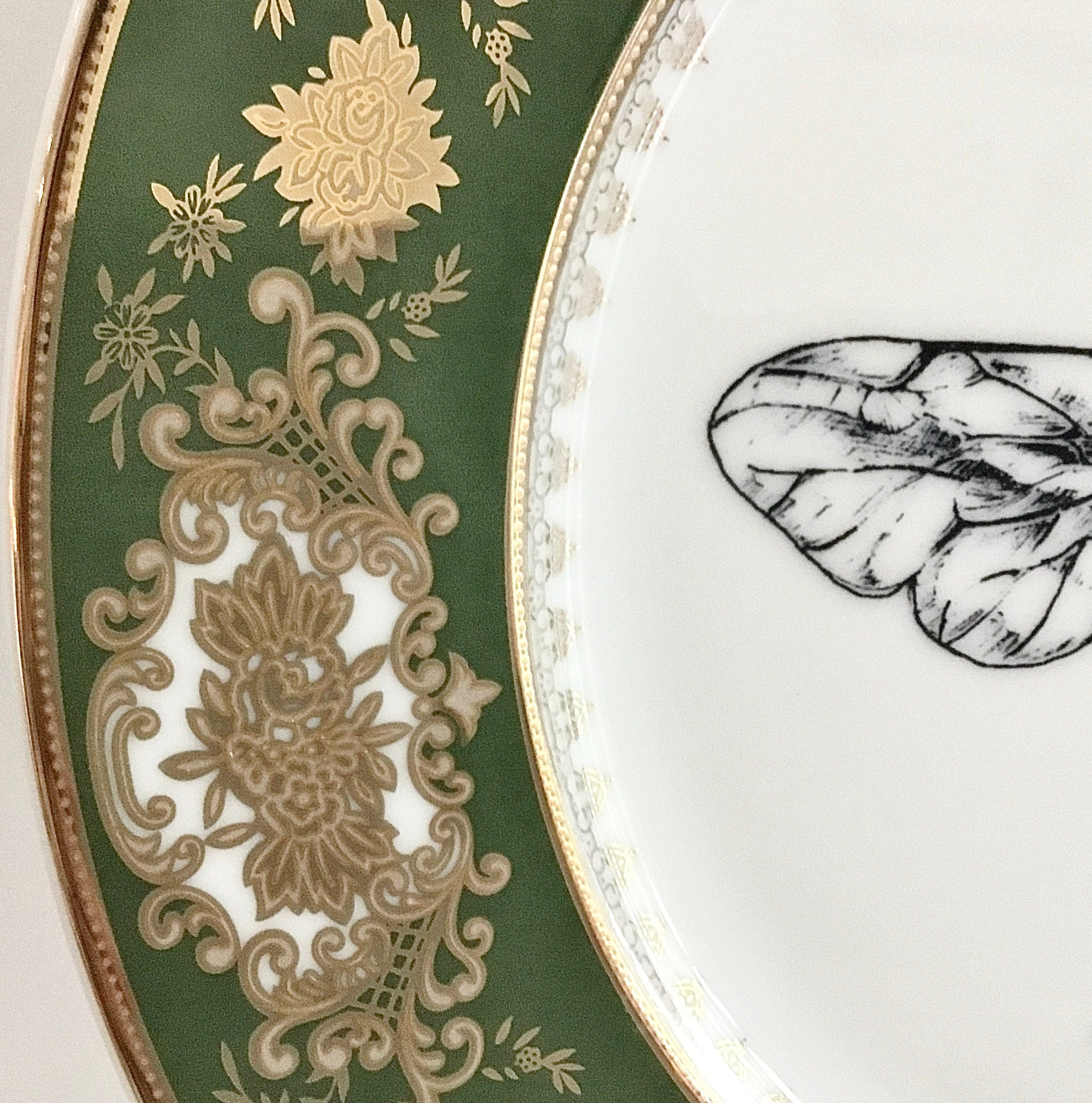 Bee Plates (Set of 8)