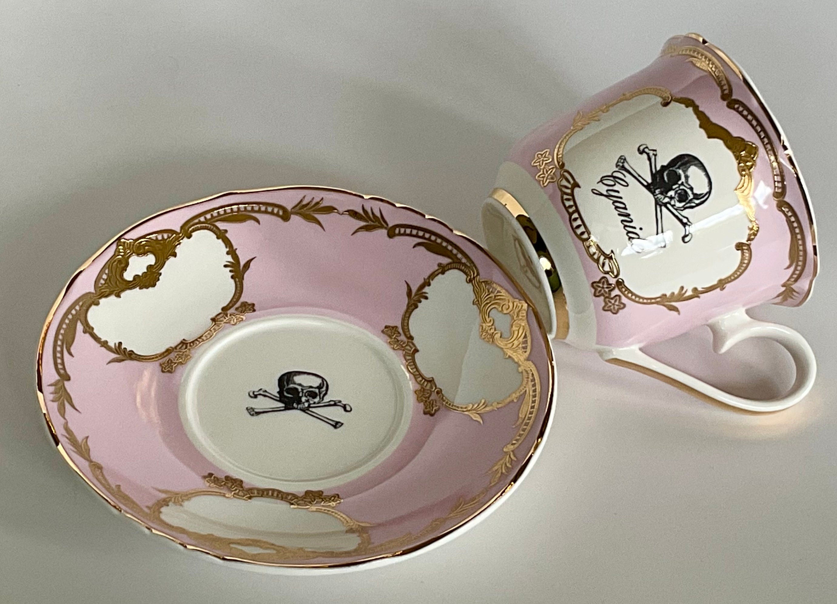 Skull & Crossbone Tea Set, vegan bone china – Angioletti Designs